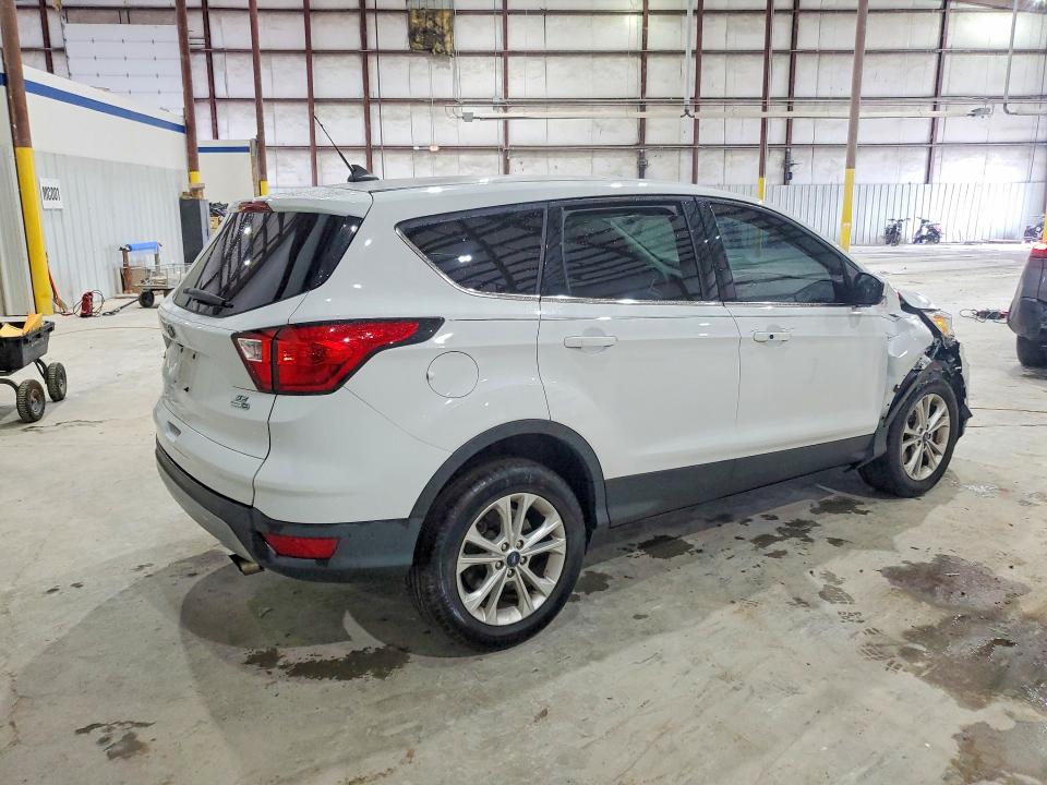 Продажа на аукционе авто 2019 Ford Escape, vin: 1FMCU9GD0KUA69826, номер лота: 68586706