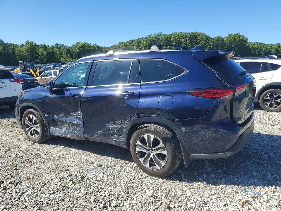 Продажа на аукционе авто 2021 Toyota Highlander, vin: 5TDGZRBH5MS072083, номер лота: 68582826