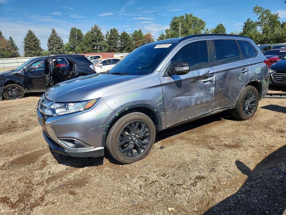 Продажа на аукционе авто 2018 Mitsubishi Outlander, vin: JA4AD3A32JZ047105, номер лота: 68813616