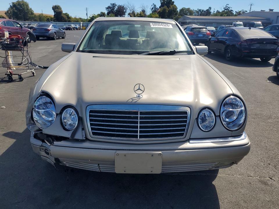 Продажа на аукционе авто 1999 Mercedes-benz E, vin: WDBJF70H7XA815686, номер лота: 68604526