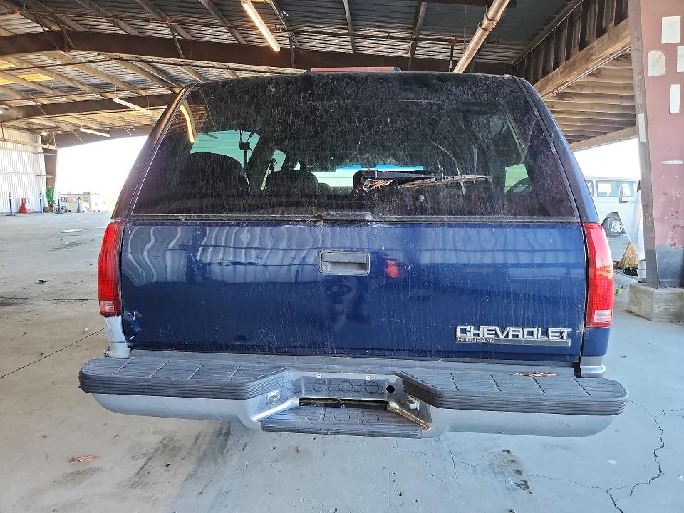 Продажа на аукционе авто 1999 Chevrolet Suburban, vin: 1GNEC16R7XJ434775, номер лота: 70560466