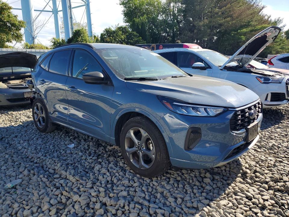 Продажа на аукционе авто 2023 Ford Escape, vin: 1FMCU9MN0PUB20553, номер лота: 68609166