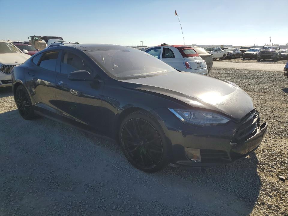 2014 Tesla Model S მანქანა იყიდება აუქციონზე, vin: 5YJSA1H1XEFP29396, აუქციონის ნომერი: 67300596