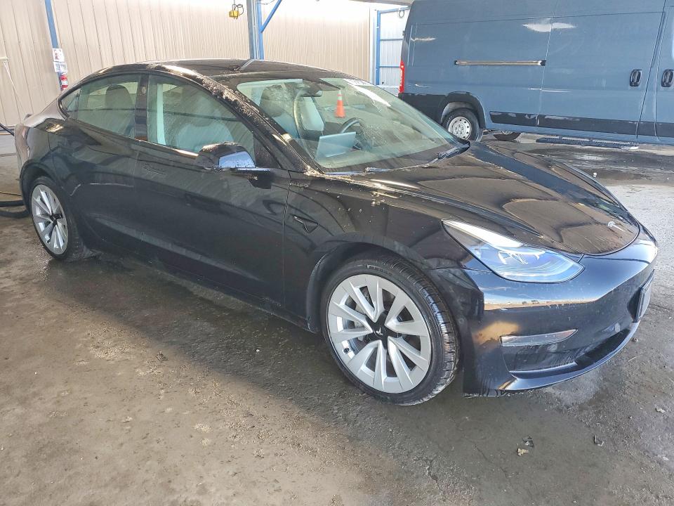 68204186 :رقم المزاد ، 5YJ3E1EBXNF290576 vin ، 2022 Tesla Model 3 مزاد بيع