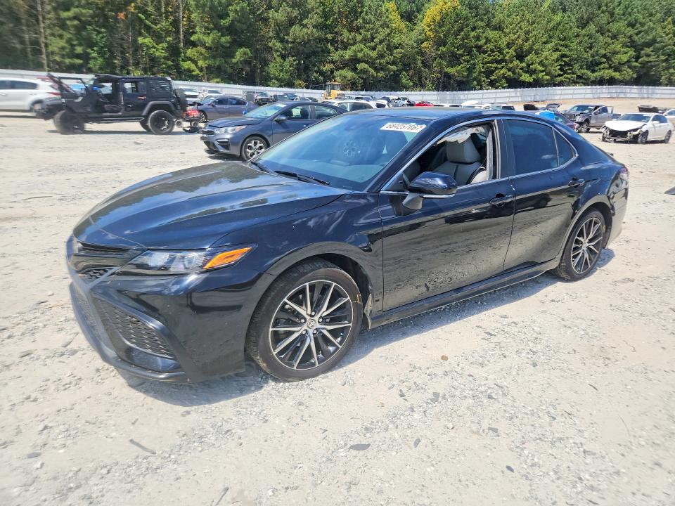 Продаж на аукціоні авто 2024 Toyota Camry, vin: 4T1G11AK5RU872838, номер лоту: 68425766