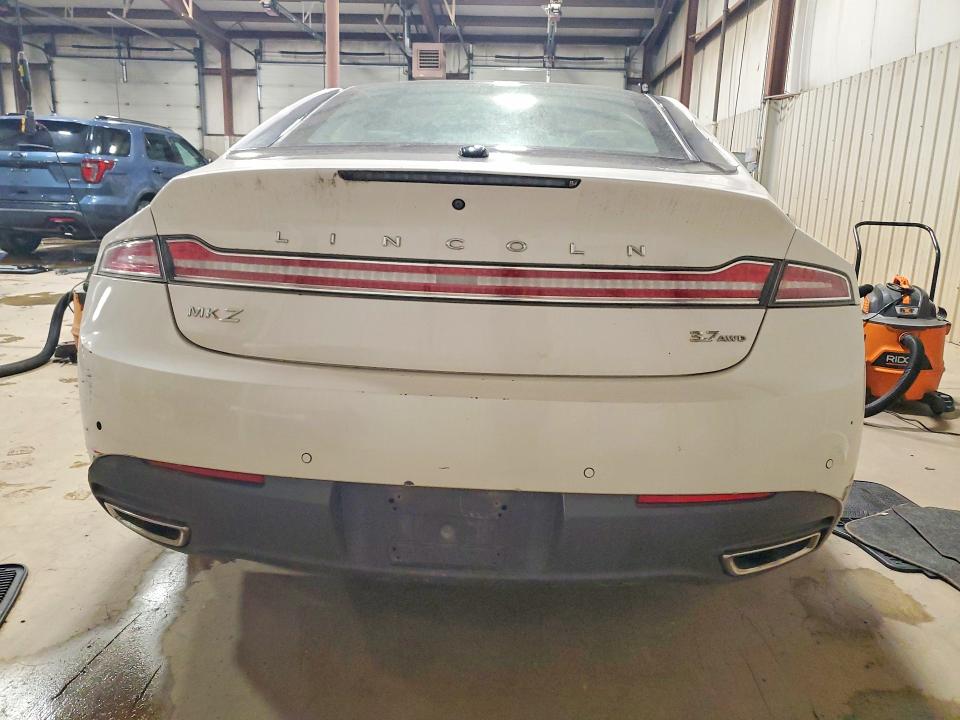 Продажа на аукционе авто 2016 Lincoln Mkz, vin: 3LN6L2JKXGR630143, номер лота: 68140126