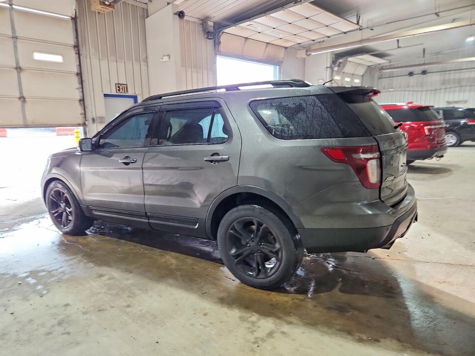 69177026 :رقم المزاد ، 1FM5K8GT1FGC44945 vin ، 2015 Ford Explorer مزاد بيع