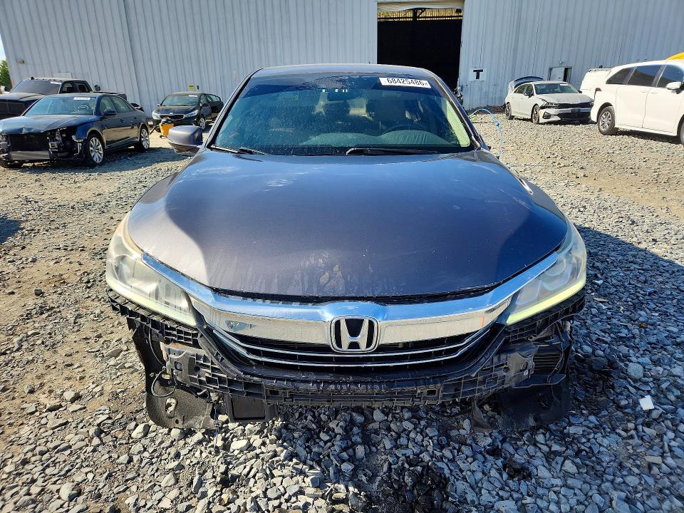 68425486 :رقم المزاد ، JHMCR6F31HC016093 vin ، 2017 Honda Accord مزاد بيع