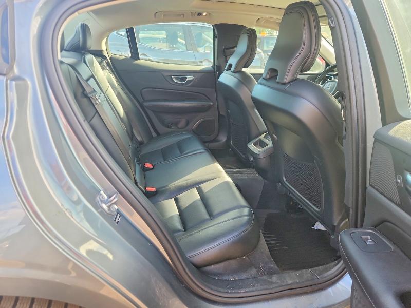 70330156 :رقم المزاد ، 7JRA22TK0LG065189 vin ، 2020 Volvo S60 مزاد بيع