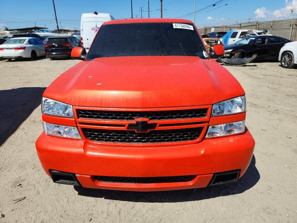 Продажа на аукционе авто 2005 Chevrolet Silverado, vin: 1GCEC14T85Z163988, номер лота: 67756946