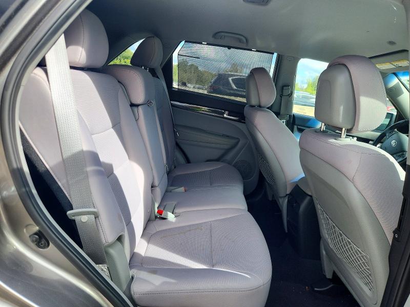 69929736 :رقم المزاد ، 5XYKT3A6XEG521877 vin ، 2014 Kia Sorento مزاد بيع