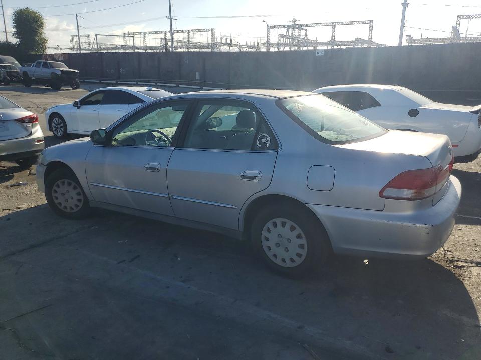 2001 Honda Accord მანქანა იყიდება აუქციონზე, vin: 1HGCF86671A095806, აუქციონის ნომერი: 68992366