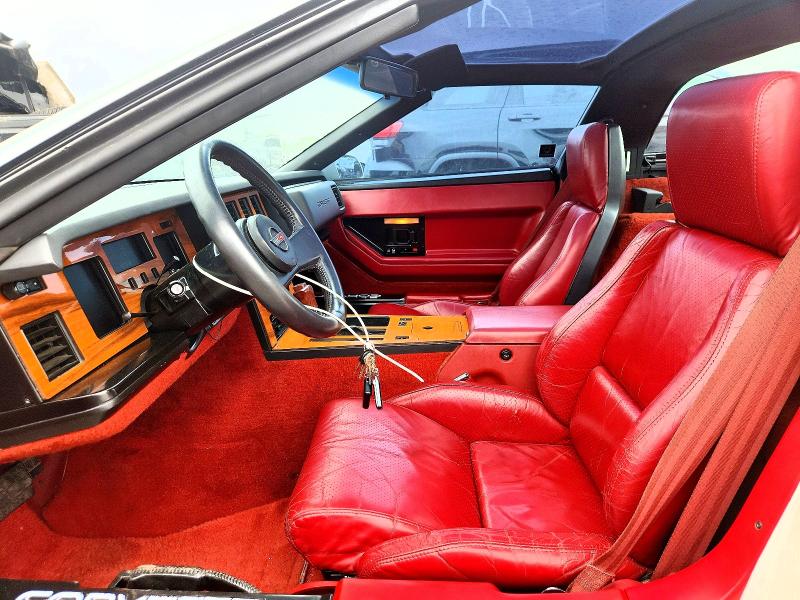 1985 Chevrolet Corvette მანქანა იყიდება აუქციონზე, vin: 1G1YY0784F5131850, აუქციონის ნომერი: 68418276