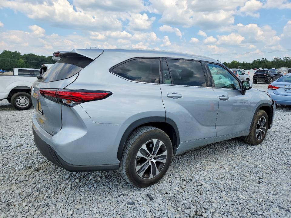 Aukcja sprzedaży 2022 Toyota Highlander, vin: 5TDGZRAH0NS117756, numer aukcji: 67363896