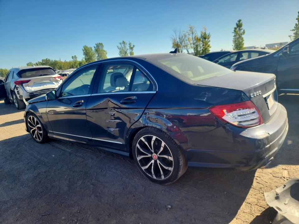 2014 Mercedes-benz C მანქანა იყიდება აუქციონზე, vin: WDDGF8AB3EA943499, აუქციონის ნომერი: 70110866