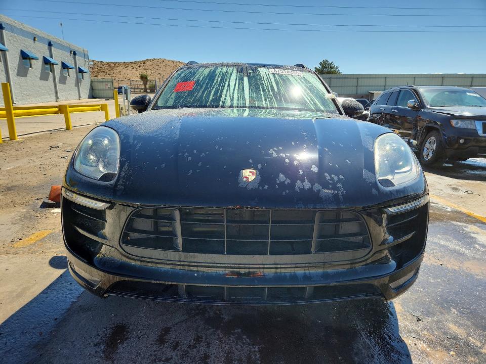 67314856 :رقم المزاد ، WP1AG2A56JLB61442 vin ، 2018 Porsche Macan مزاد بيع