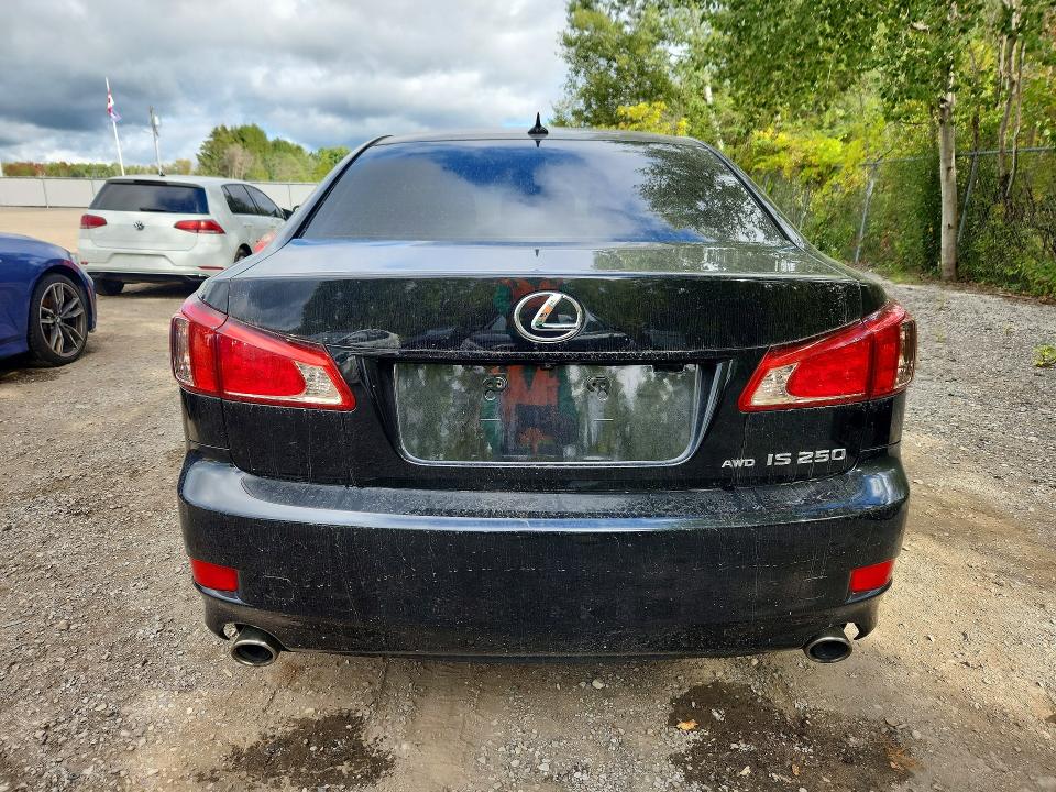 Продажа на аукционе авто 2011 Lexus Is, vin: JTHCF5C26B2035122, номер лота: 68421206