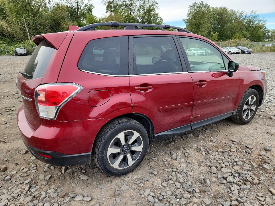 Продажа на аукционе авто 2018 Subaru Forester, vin: JF2SJALC4JH505805, номер лота: 70598696