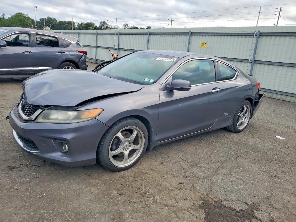 70338356 :رقم المزاد ، 1HGCT2B8XDA000897 vin ، 2013 Honda Accord مزاد بيع