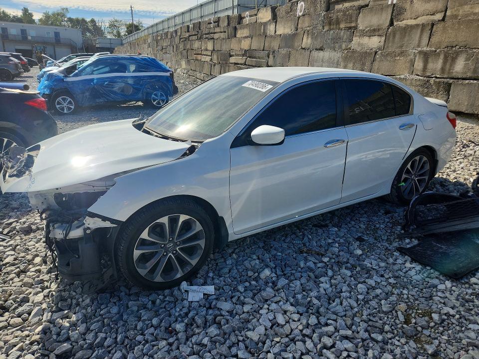 70490286 :رقم المزاد ، 1HGCR2F50FA130480 vin ، 2015 Honda Accord مزاد بيع