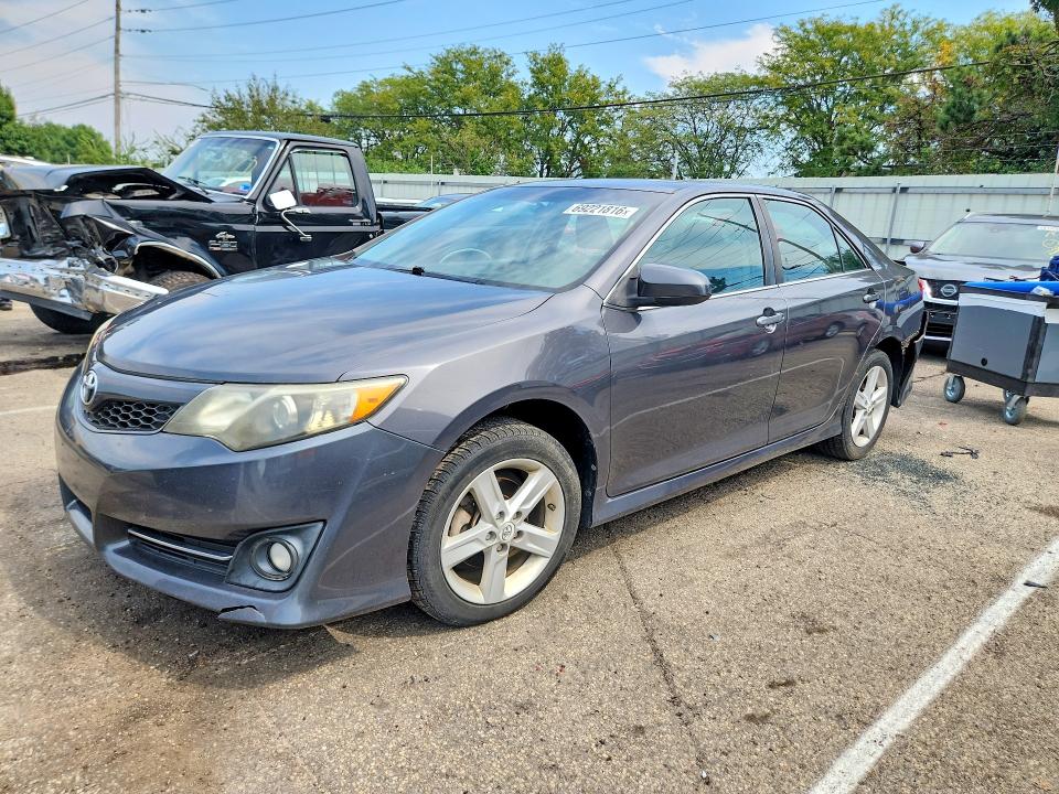 69221816 :رقم المزاد ، 4T1BF1FK9CU107272 vin ، 2012 Toyota Camry مزاد بيع