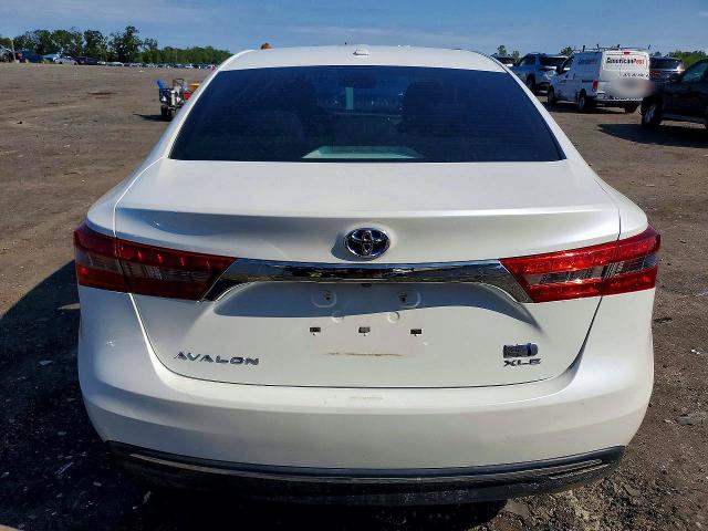 67306636 :رقم المزاد ، 4T1BD1EB3JU064844 vin ، 2018 Toyota Avalon Hybrid مزاد بيع