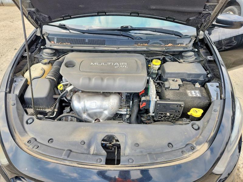 67555506 :رقم المزاد ، 1C3CDFBB8FD346547 vin ، 2015 Dodge Dart مزاد بيع