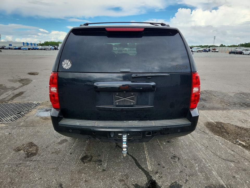 67789396 :رقم المزاد ، 1GNUKJE34AR131053 vin ، 2010 Chevrolet Suburban مزاد بيع