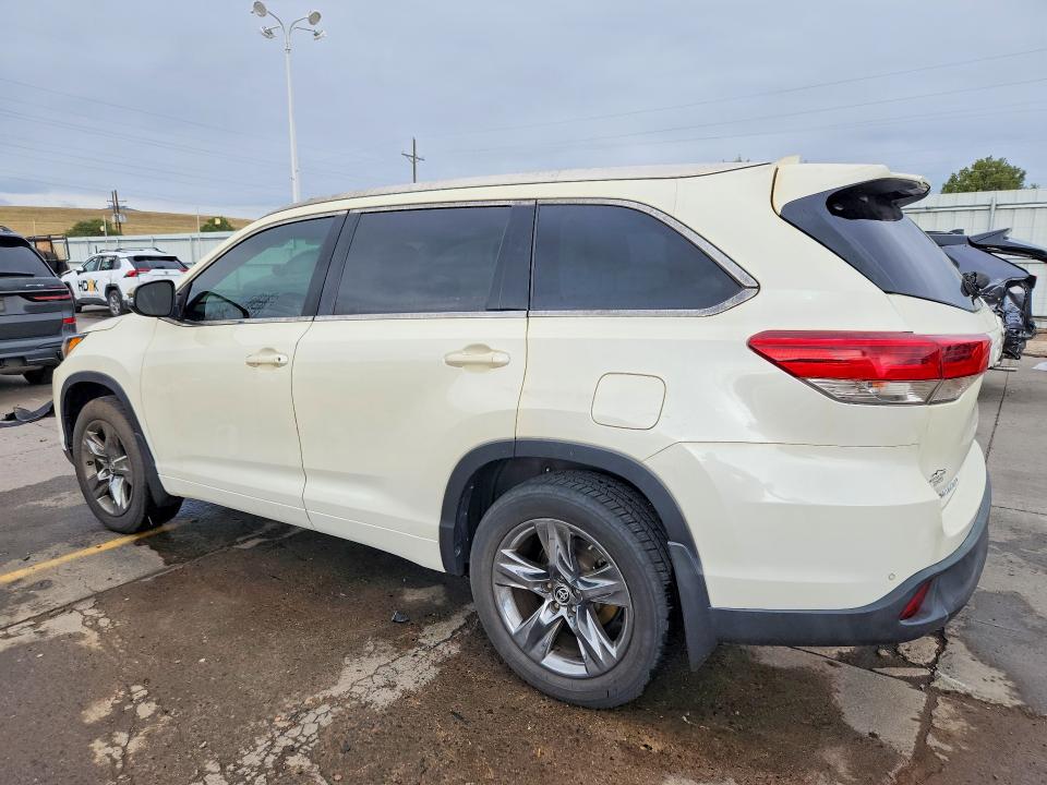 Продажа на аукционе авто 2019 Toyota Highlander, vin: 5TDDZRFH0KS742343, номер лота: 69339256