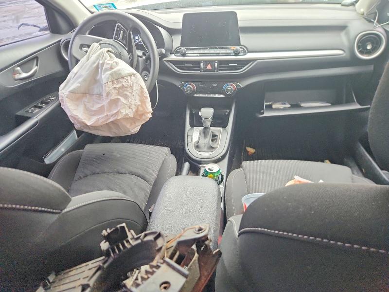 67404926 :رقم المزاد ، 3KPF24AD2KE024677 vin ، 2019 Kia Forte مزاد بيع