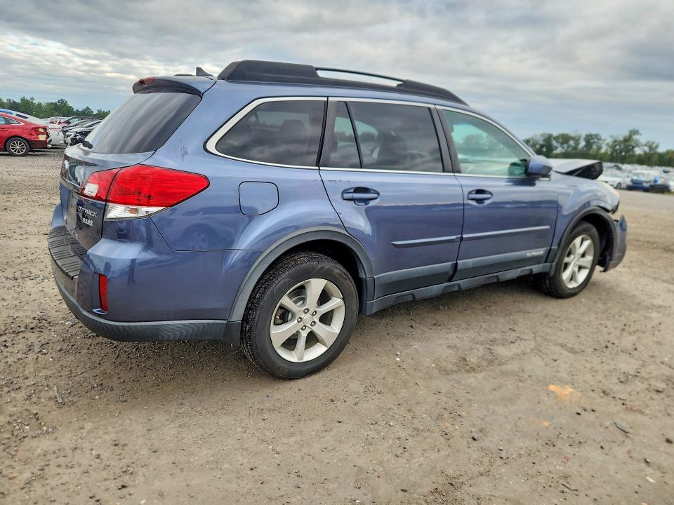 Продажа на аукционе авто 2014 Subaru Outback, vin: 4S4BRBLCXE3309993, номер лота: 69962346