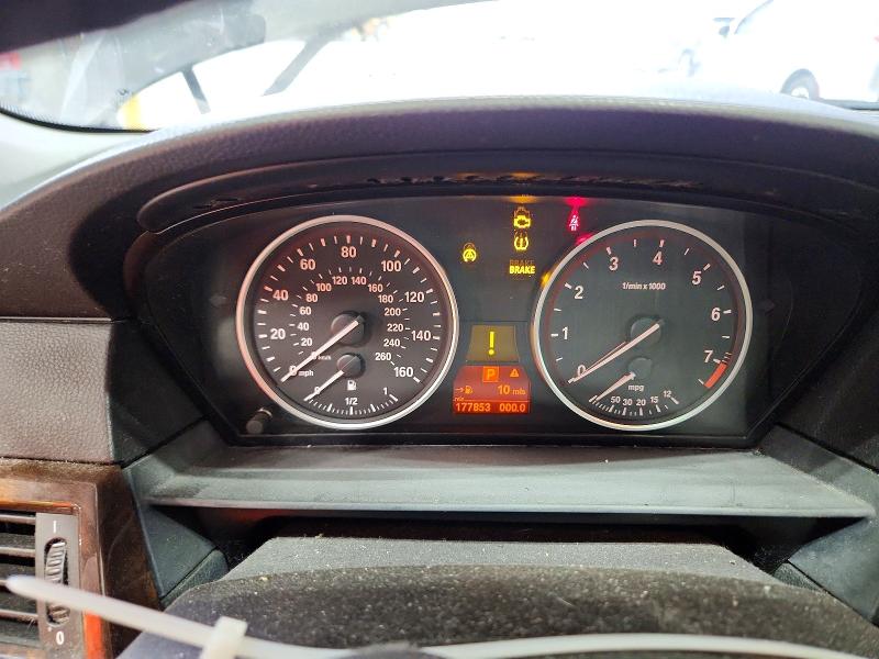 70909536 :رقم المزاد ، WBANV1C51AC388826 vin ، 2010 Bmw 528 مزاد بيع