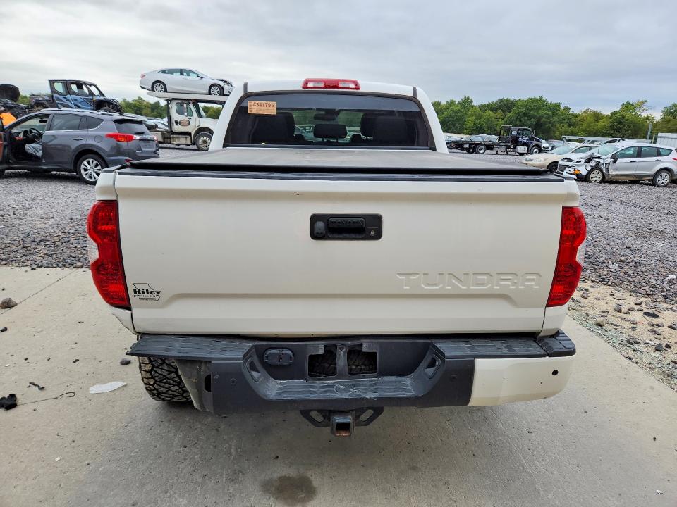 Продаж на аукціоні авто 2018 Toyota Tundra, vin: 5TFHW5F11JX749056, номер лоту: 70063116