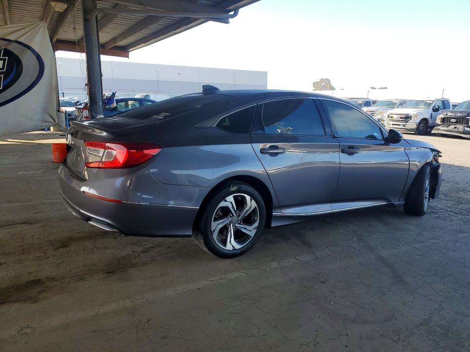Продаж на аукціоні авто 2018 Honda Accord, vin: 1HGCV1F54JA023091, номер лоту: 69061176