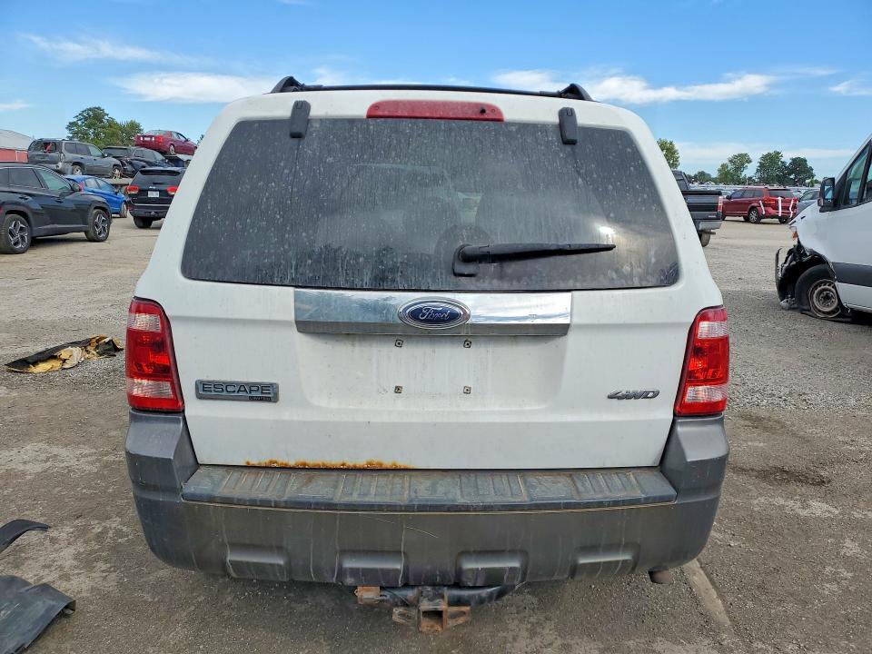 2009 Ford Escape მანქანა იყიდება აუქციონზე, vin: 1FMCU03GX9KA41016, აუქციონის ნომერი: 70068106