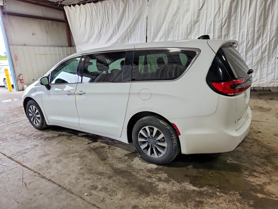Auction sale of the 2023 Chrysler Pacifica, vin: 2C4RC1L74PR599112, lot number: 67497426