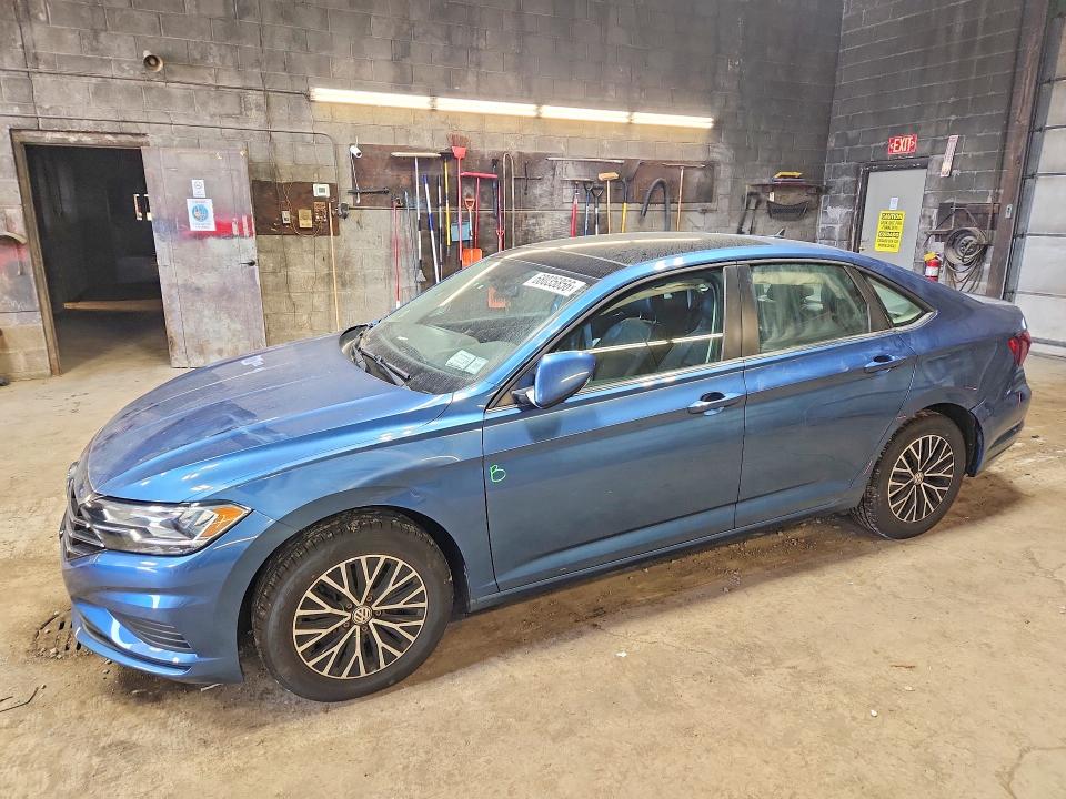 68035856 :رقم المزاد ، 3VWC57BU2LM083047 vin ، 2020 Volkswagen Jetta مزاد بيع