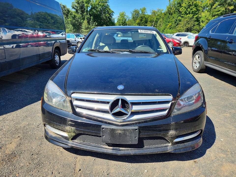 67468726 :رقم المزاد ، WDDGF8BB9BR186734 vin ، 2011 Mercedes-benz C مزاد بيع