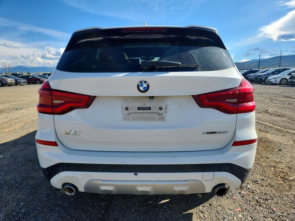 68004606 :رقم المزاد ، 5UXTR9C54KLE15839 vin ، 2019 Bmw X3 مزاد بيع