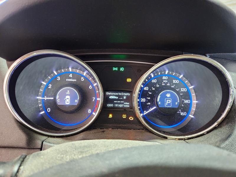 2011 Hyundai Sonata მანქანა იყიდება აუქციონზე, vin: 5NPEC4AB6BH174696, აუქციონის ნომერი: 69100916