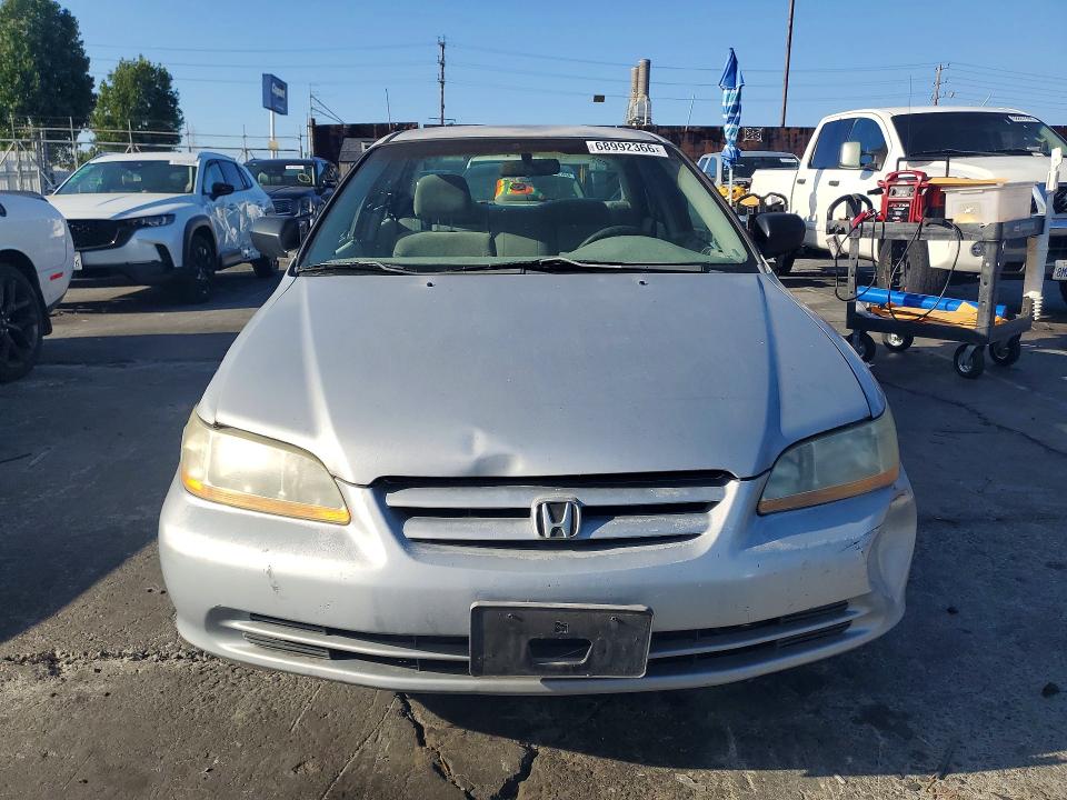 2001 Honda Accord მანქანა იყიდება აუქციონზე, vin: 1HGCF86671A095806, აუქციონის ნომერი: 68992366