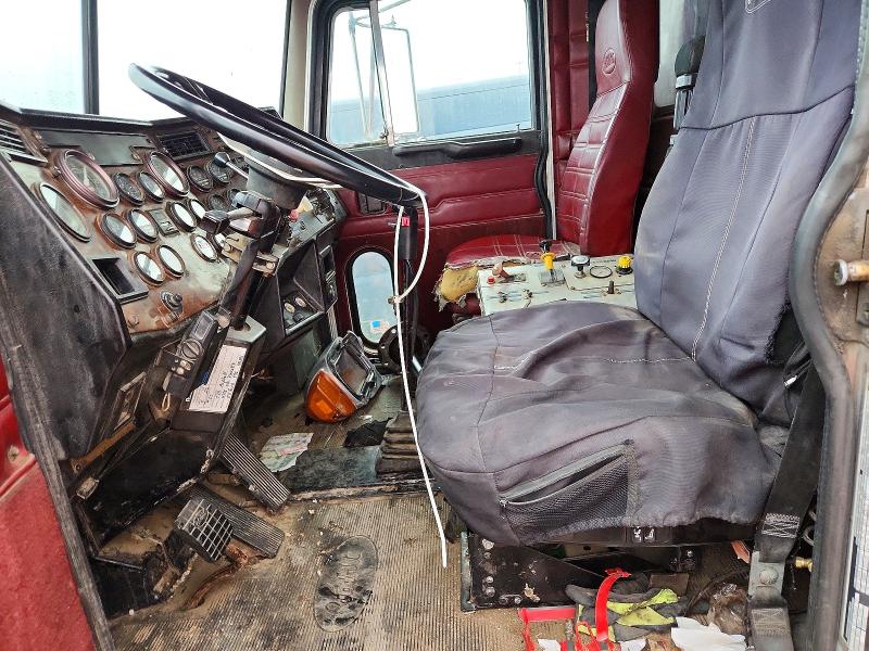 Продажа на аукционе авто 1996 Peterbilt 357, vin: 1XPADB0X3TN394083, номер лота: 68847946