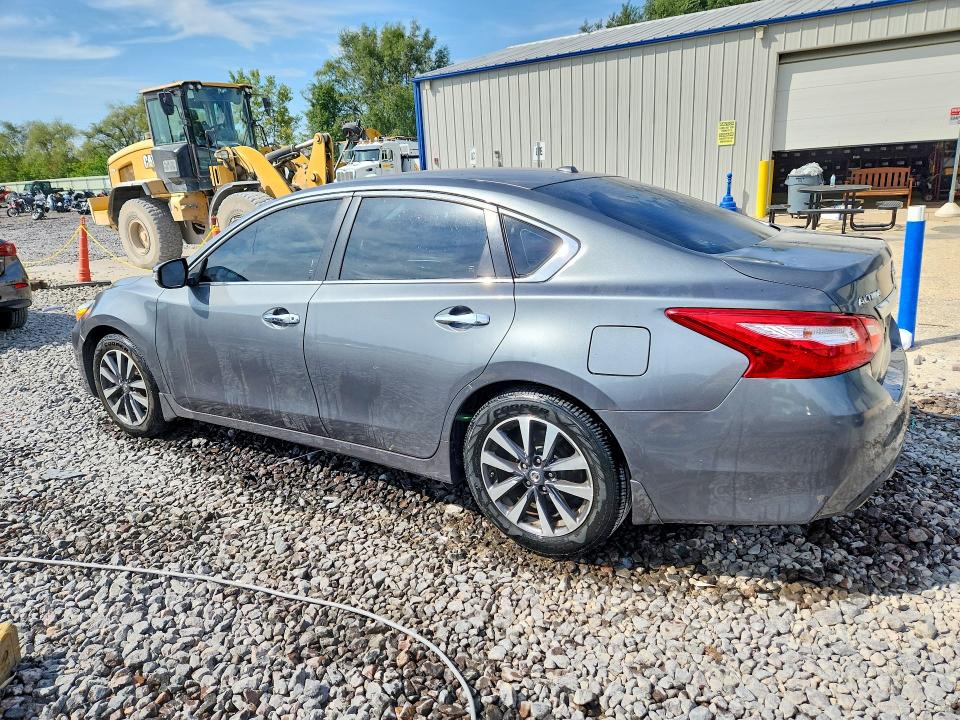 Продаж на аукціоні авто 2017 Nissan Altima, vin: 1N4AL3AP3HC220550, номер лоту: 68086226