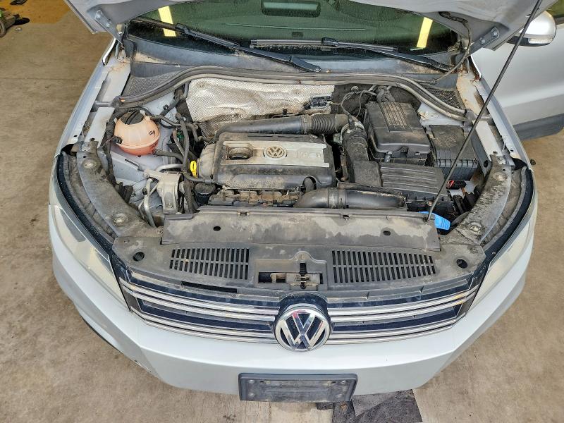 2016 Volkswagen Tiguan მანქანა იყიდება აუქციონზე, vin: WVGBV7AX0GW604486, აუქციონის ნომერი: 67802746