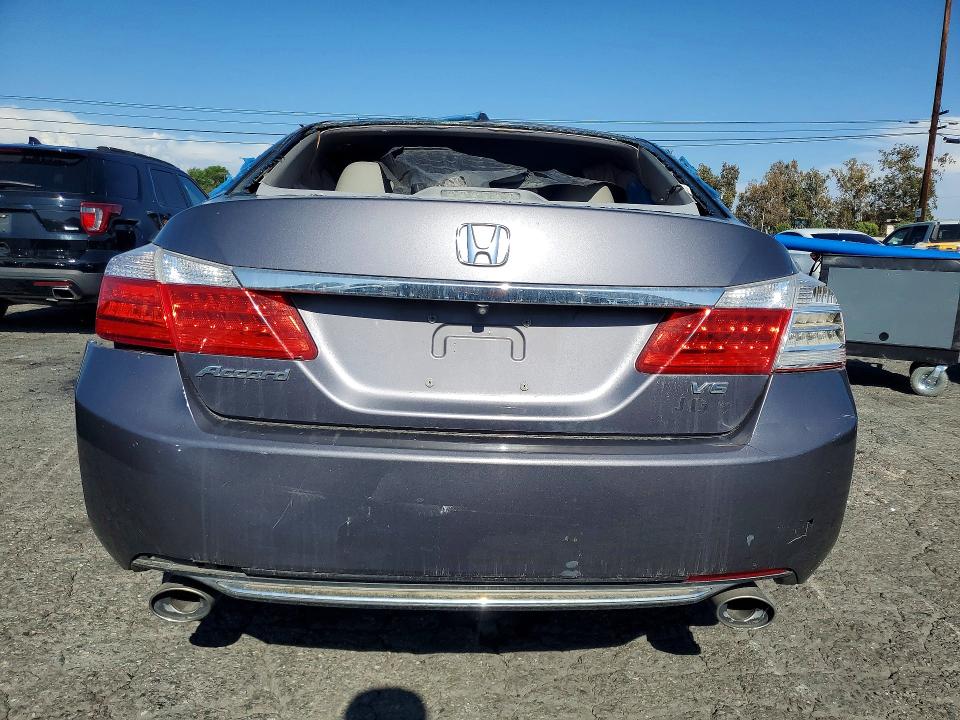 Продажа на аукционе авто 2015 Honda Accord, vin: 1HGCR3F87FA038413, номер лота: 68562706