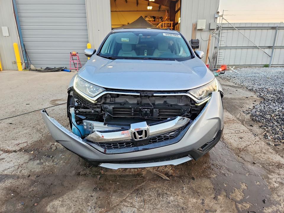 2017 Honda Cr-v მანქანა იყიდება აუქციონზე, vin: 7FARW1H5XHE003646, აუქციონის ნომერი: 69387666
