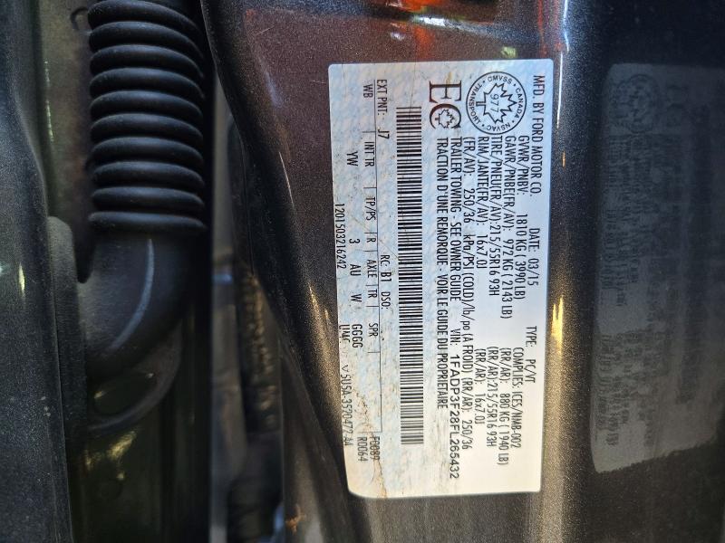 67964876 :رقم المزاد ، 1FADP3F28FL265432 vin ، 2015 Ford Focus مزاد بيع