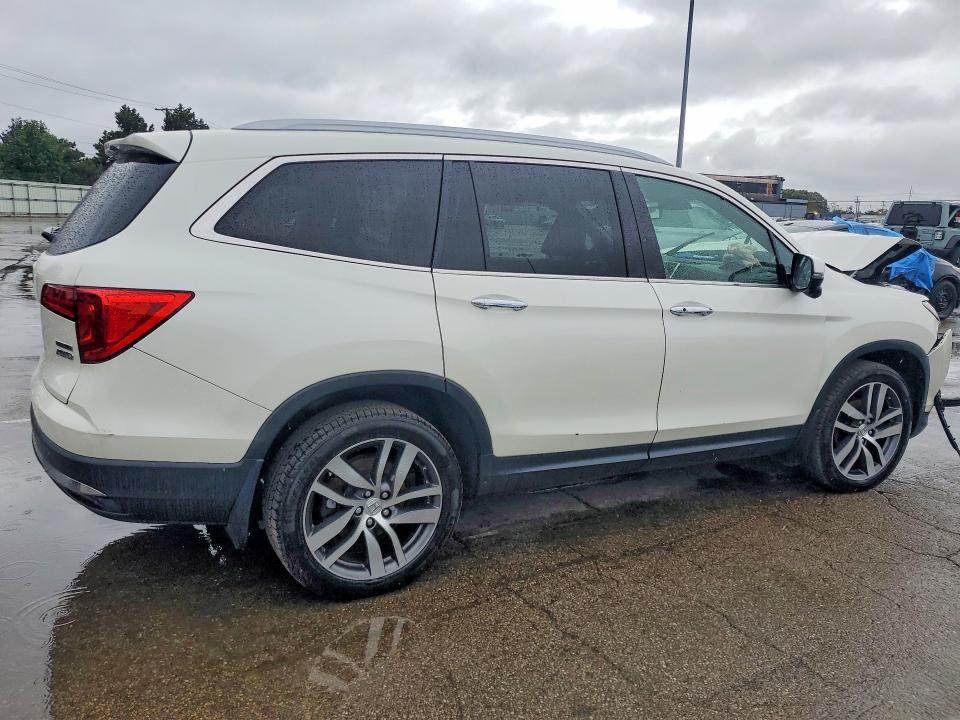 Продаж на аукціоні авто 2017 Honda Pilot, vin: 5FNYF6H95HB017929, номер лоту: 69534226