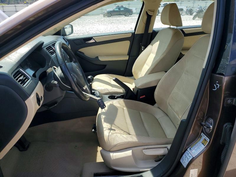 2011 Volkswagen Jetta მანქანა იყიდება აუქციონზე, vin: 3VWBX7AJ4BM375438, აუქციონის ნომერი: 67332166