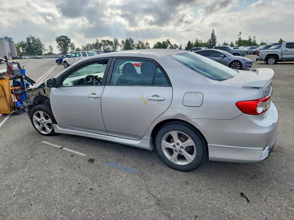68882076 :رقم المزاد ، 2T1BU4EEXCC795593 vin ، 2012 Toyota Corolla مزاد بيع